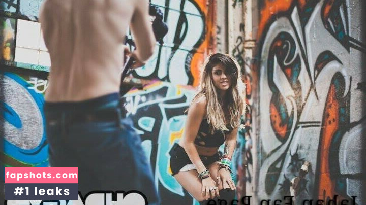 Krewella gallery photo #57