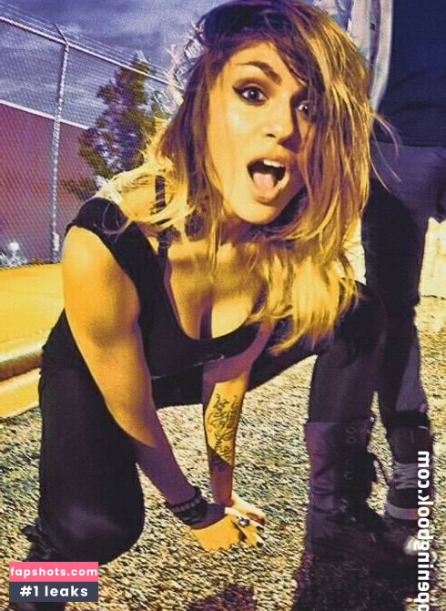 Krewella gallery photo #75