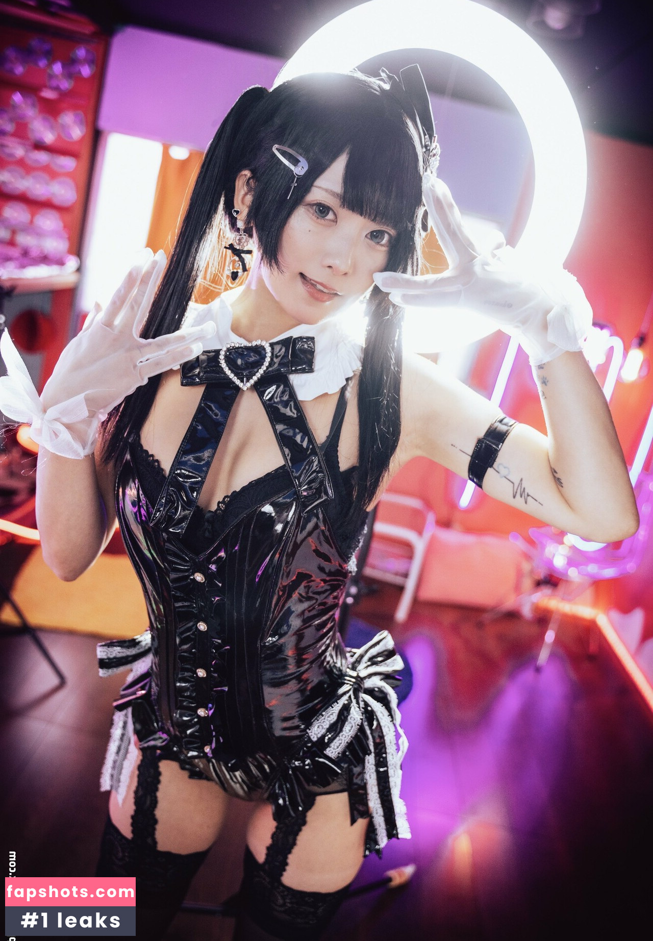 kri_cos nude babe gallery