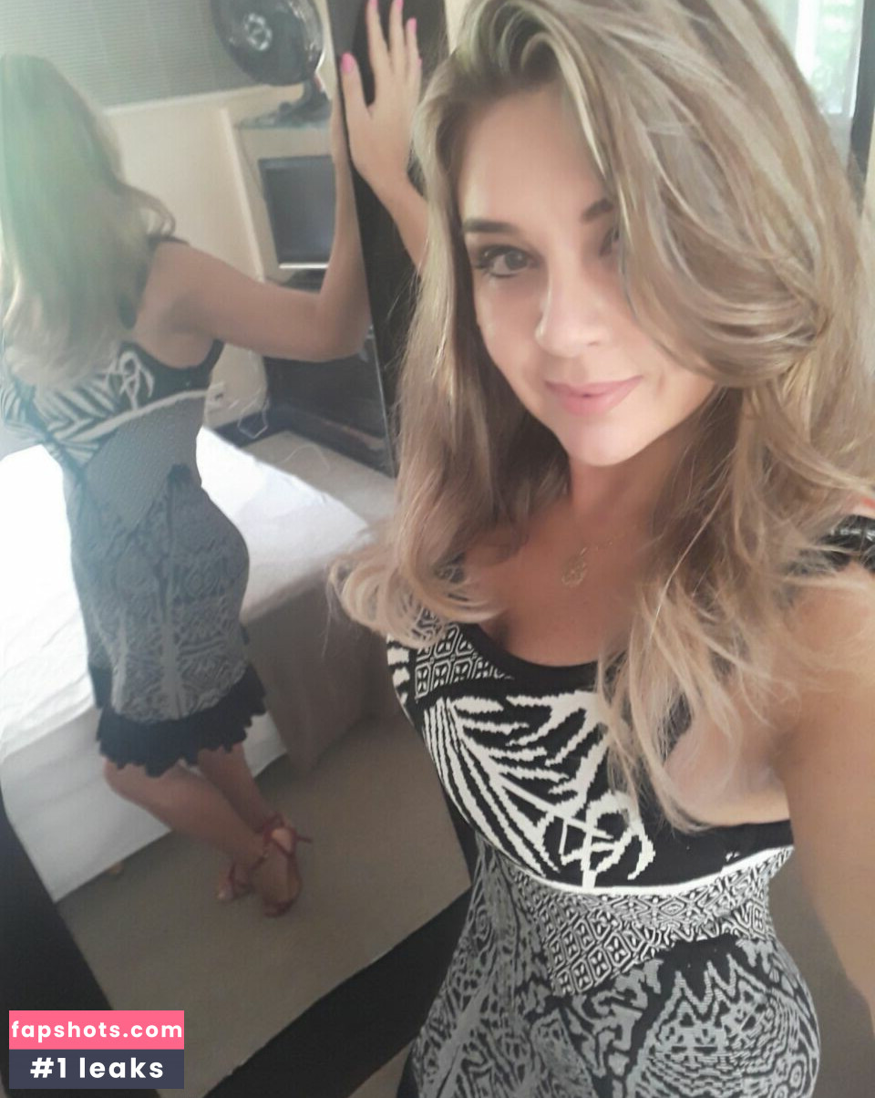 Kris Bianco gallery photo #33