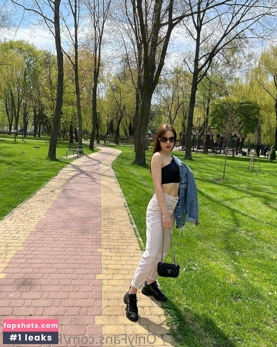 krisblow gallery photo #19