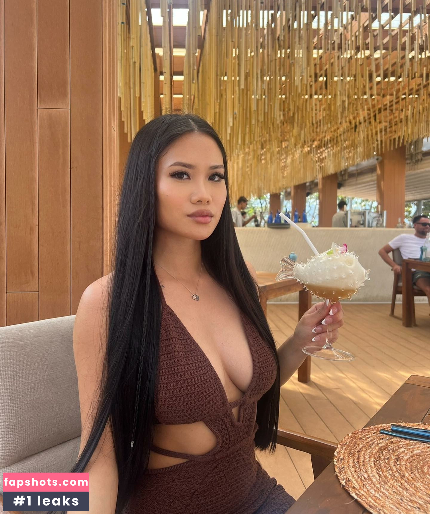 Krisha Soria gallery photo #4