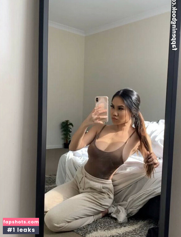 Krisha Soria gallery photo #10