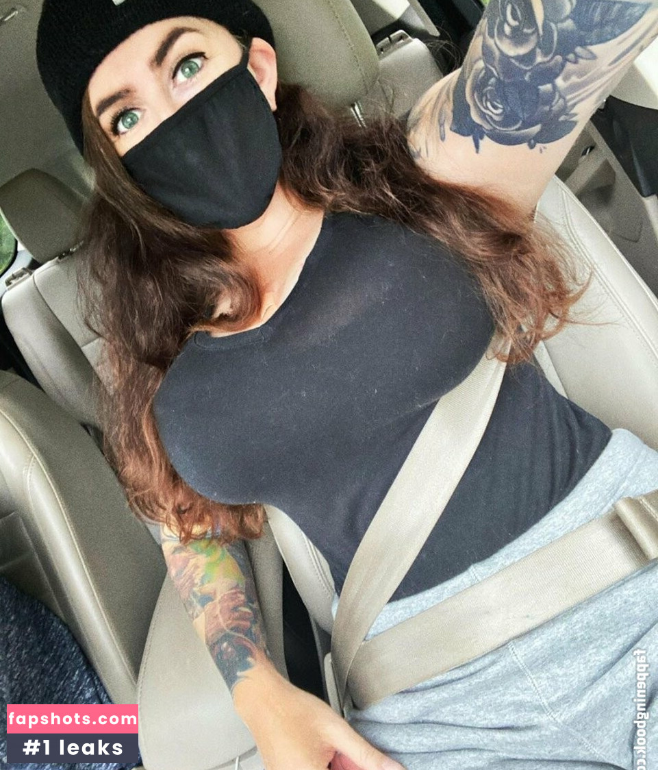 Krisp Lee gallery photo #35