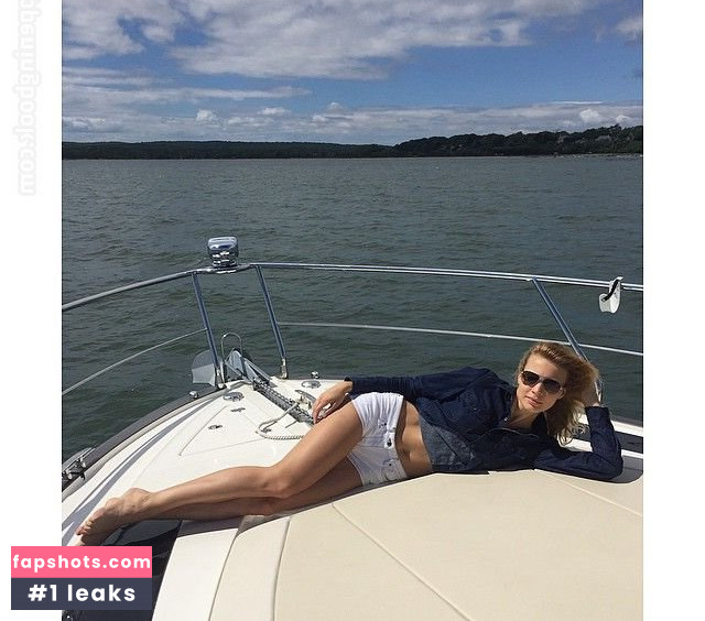 Kriss Evtikhieva gallery photo #32