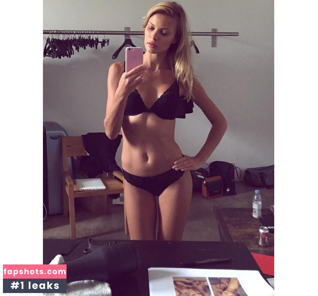 Kriss Evtikhieva gallery photo #41