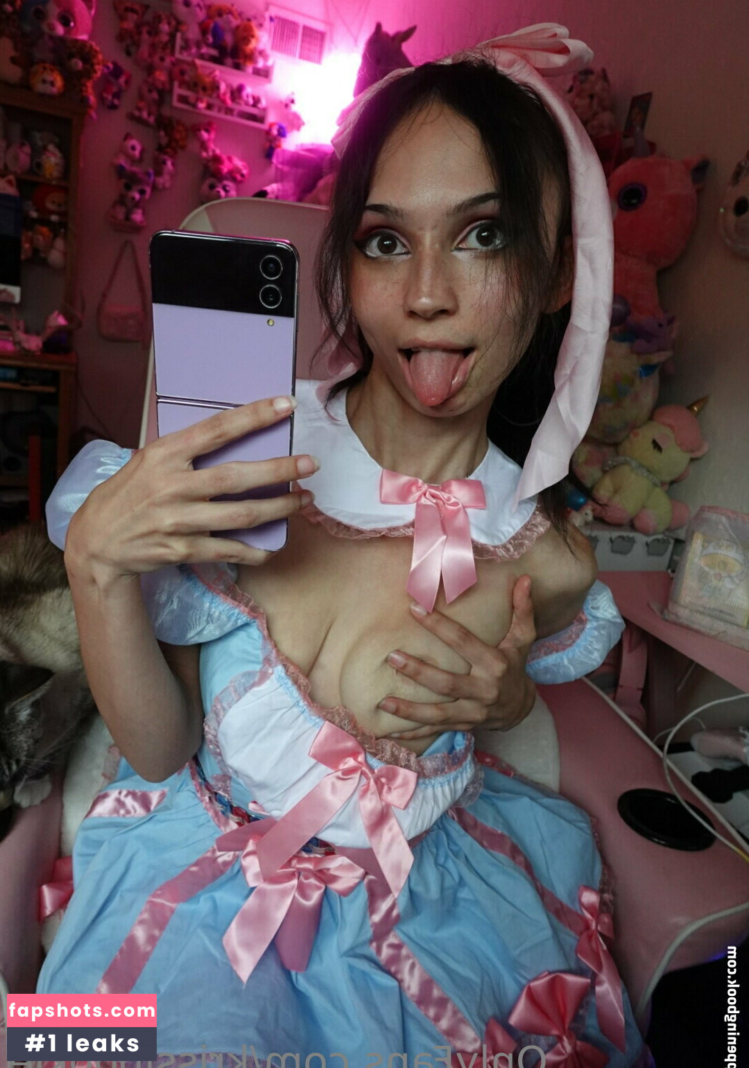 Krissi Pookie gallery photo #22