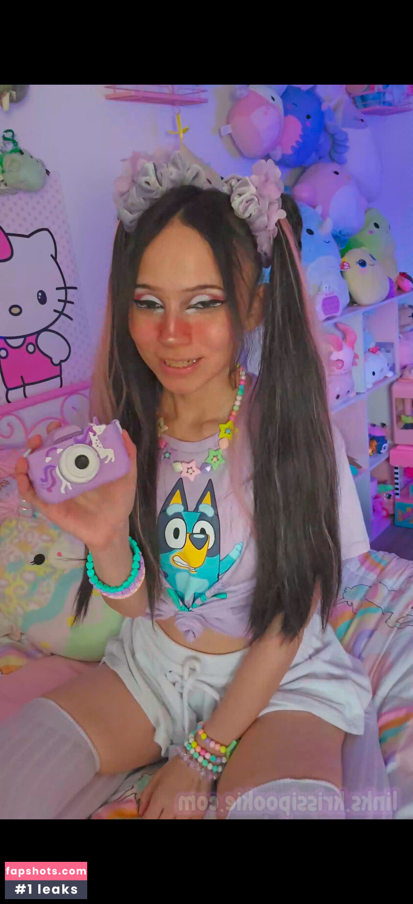 Krissi Pookie gallery photo #5