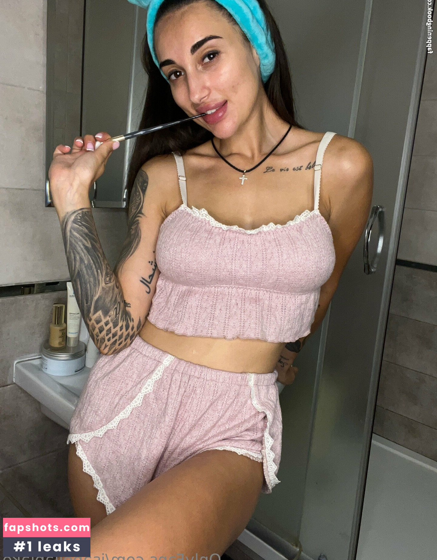 krisskiss69 Nude Leaks OnlyFans Photos #14 - LeakJerk