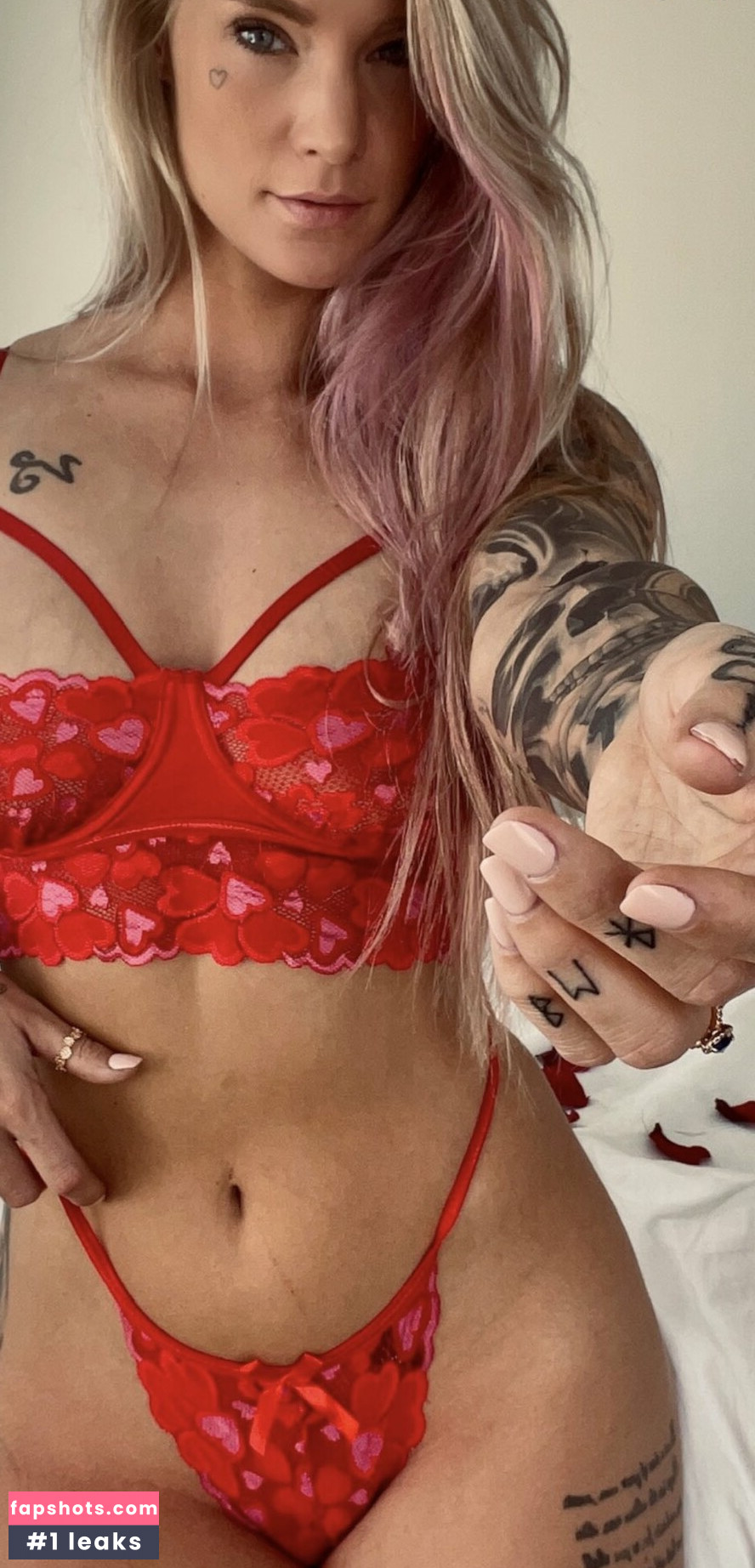 Krista M Arie gallery photo #11