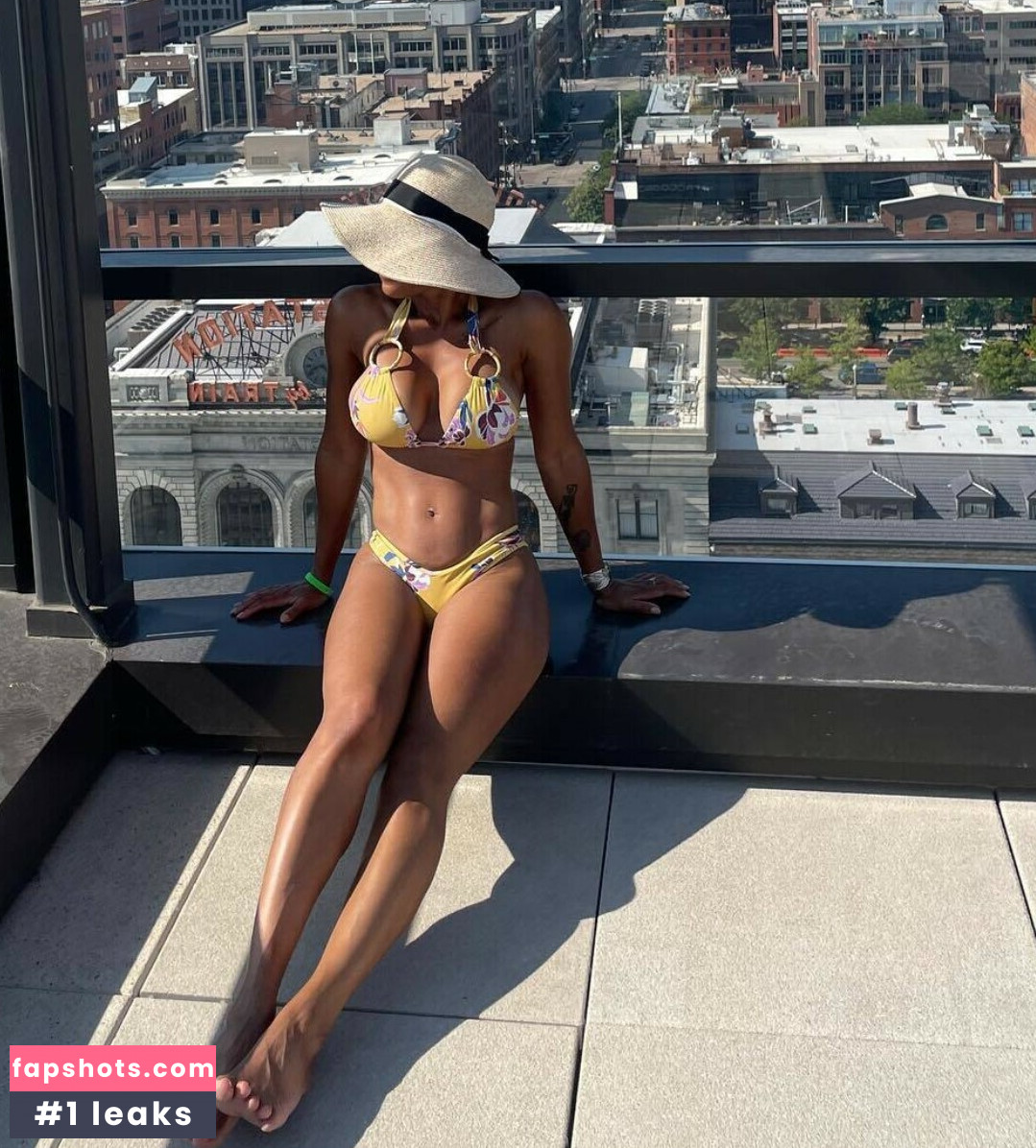 Kristal Marshall Nude Leaks OnlyFans Photos #3 - LeakJerk