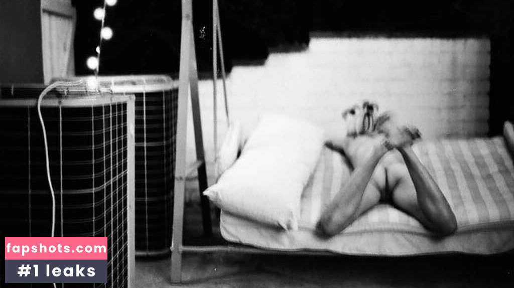 Kristanna Loken gallery photo #7