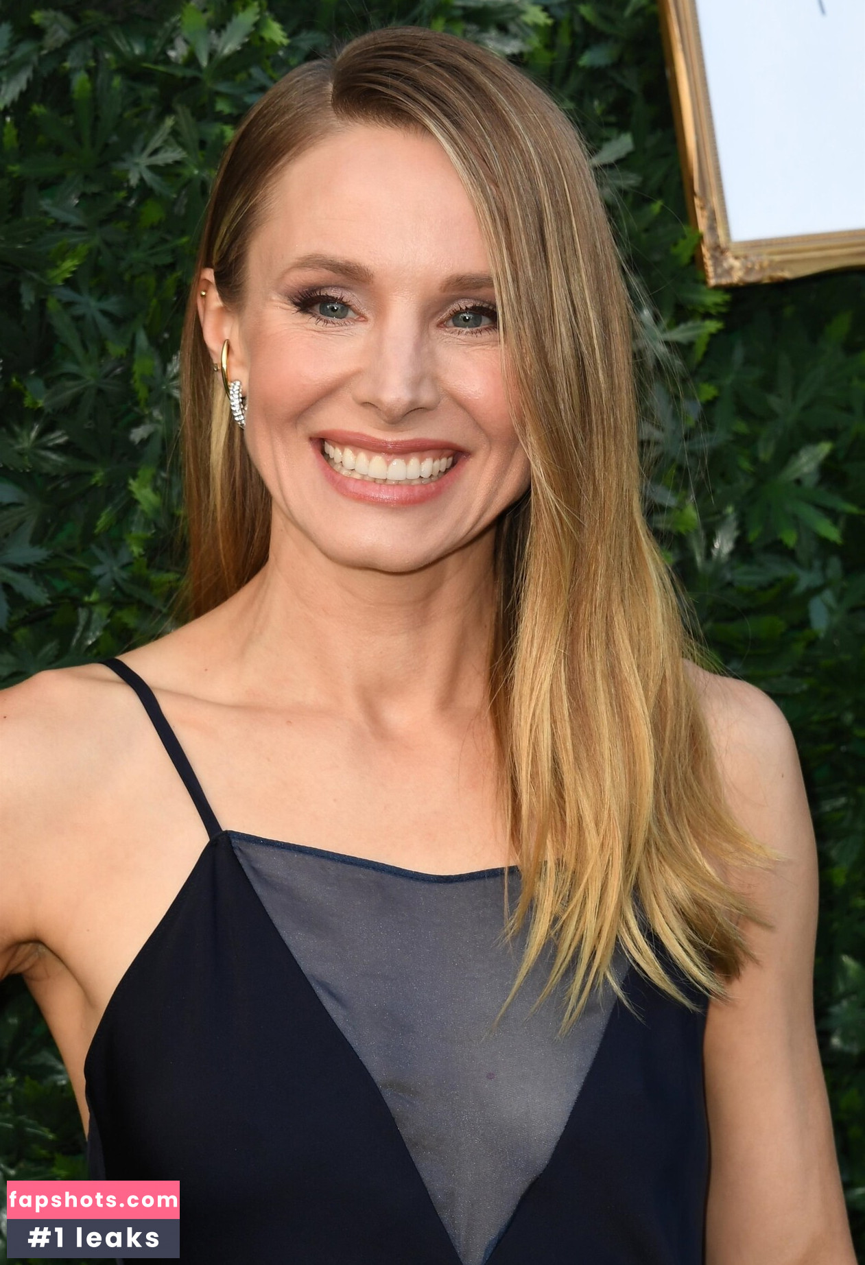 Kristen Bell gallery photo #127