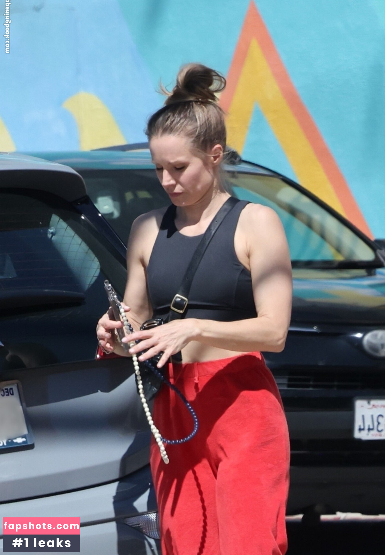 Kristen Bell gallery photo #136