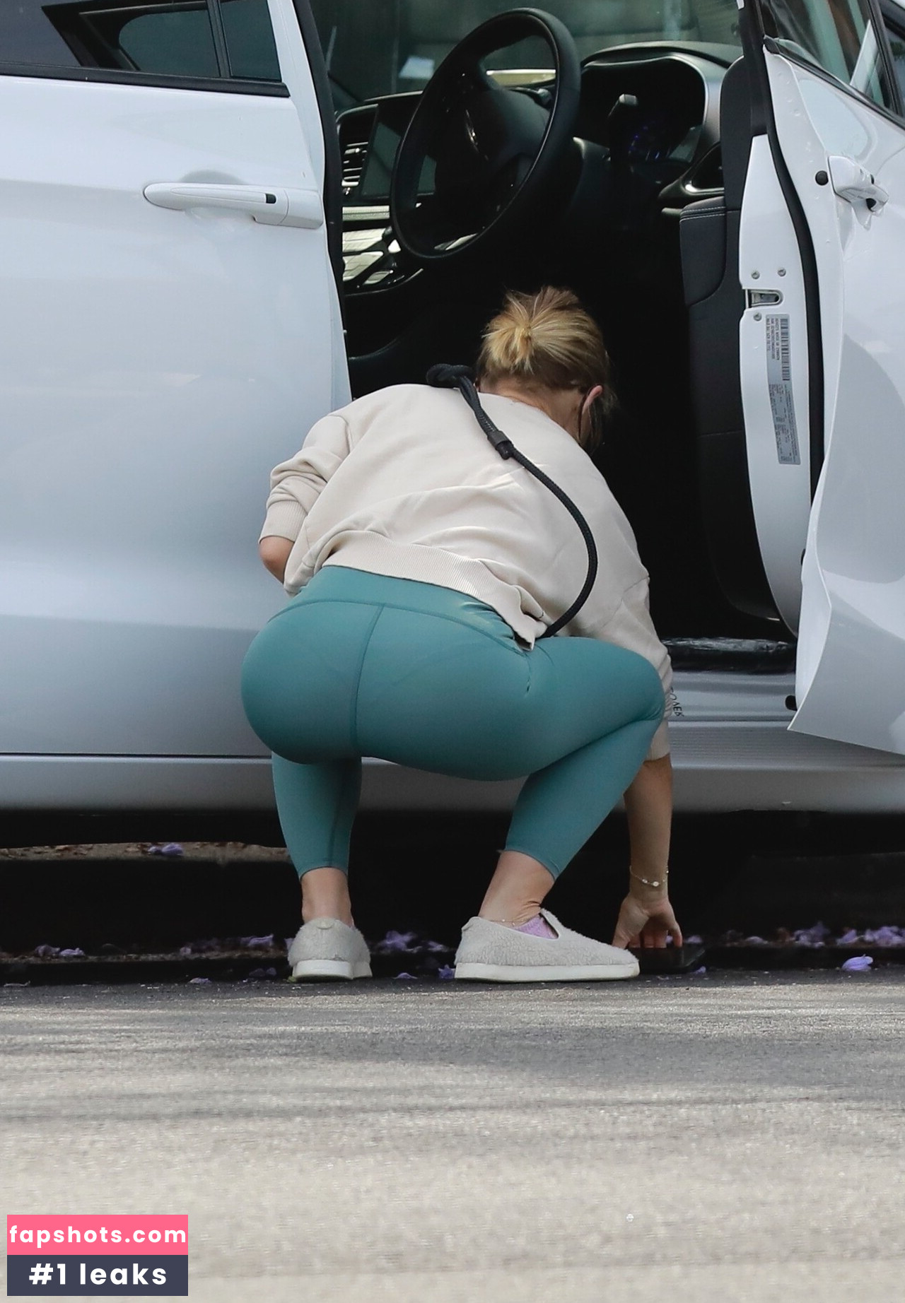 Kristen Bell gallery photo #202