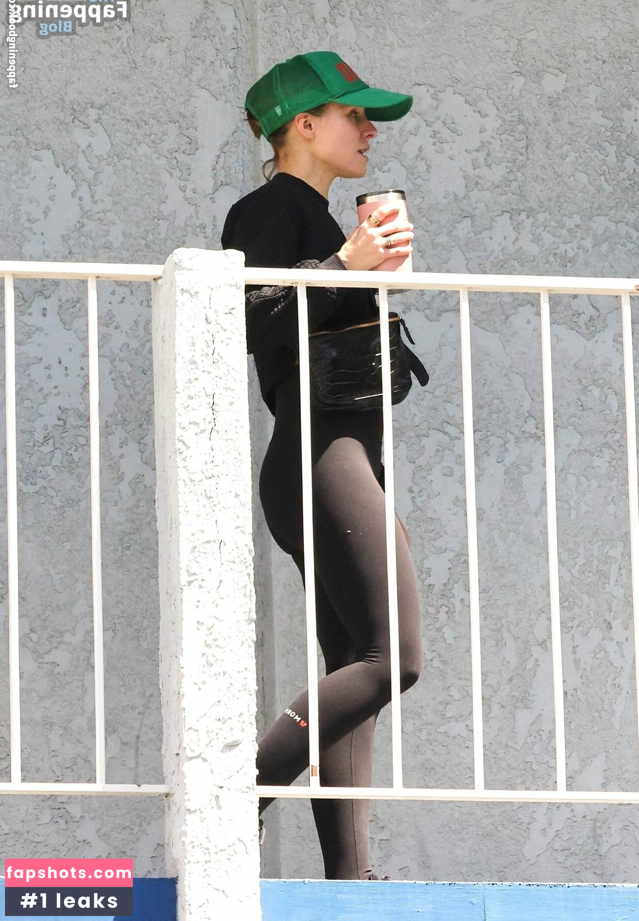 Kristen Bell Nahé úniky fotek pouze od fanoušků #284 - Fapshots