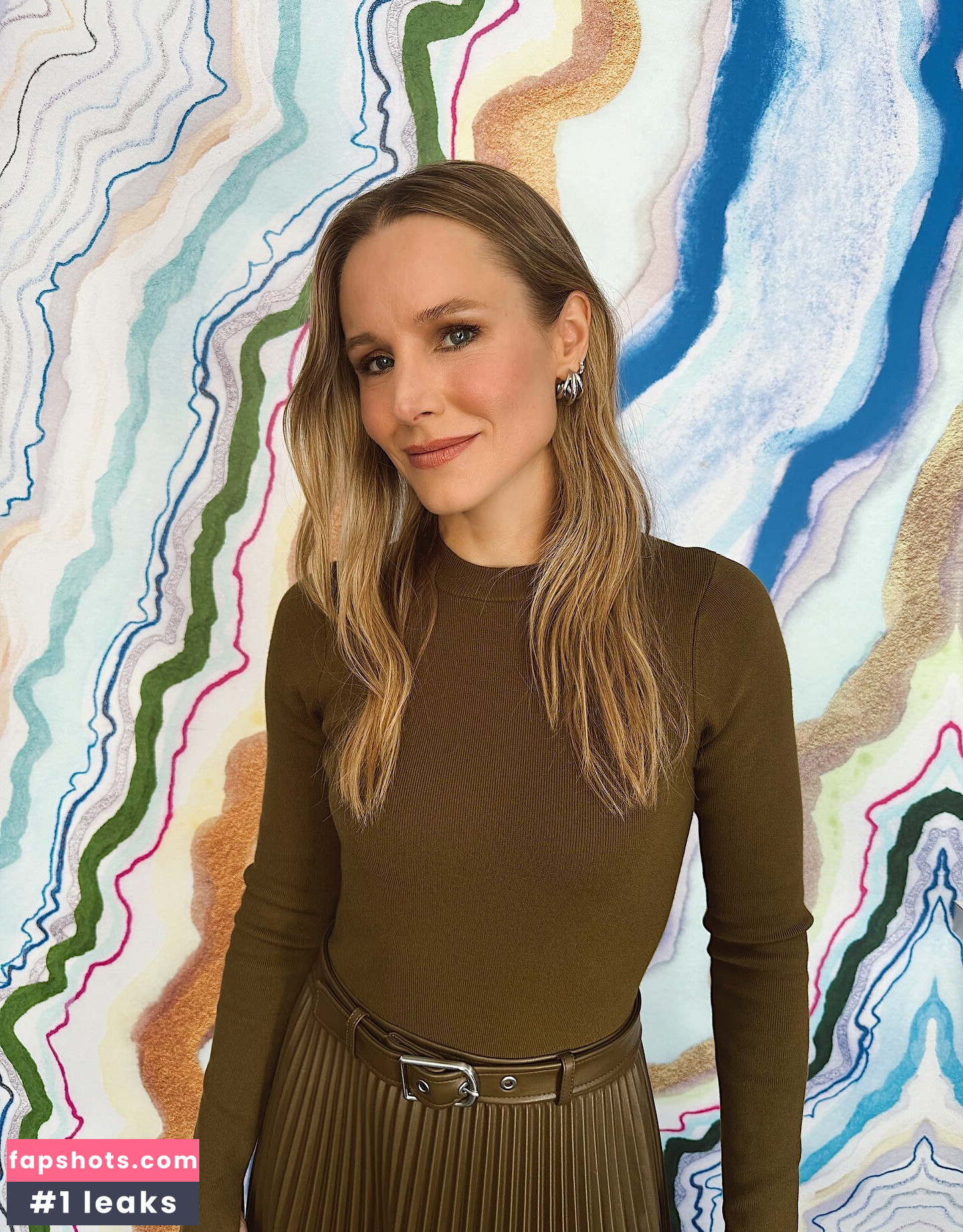 Kristen Bell gallery photo #5