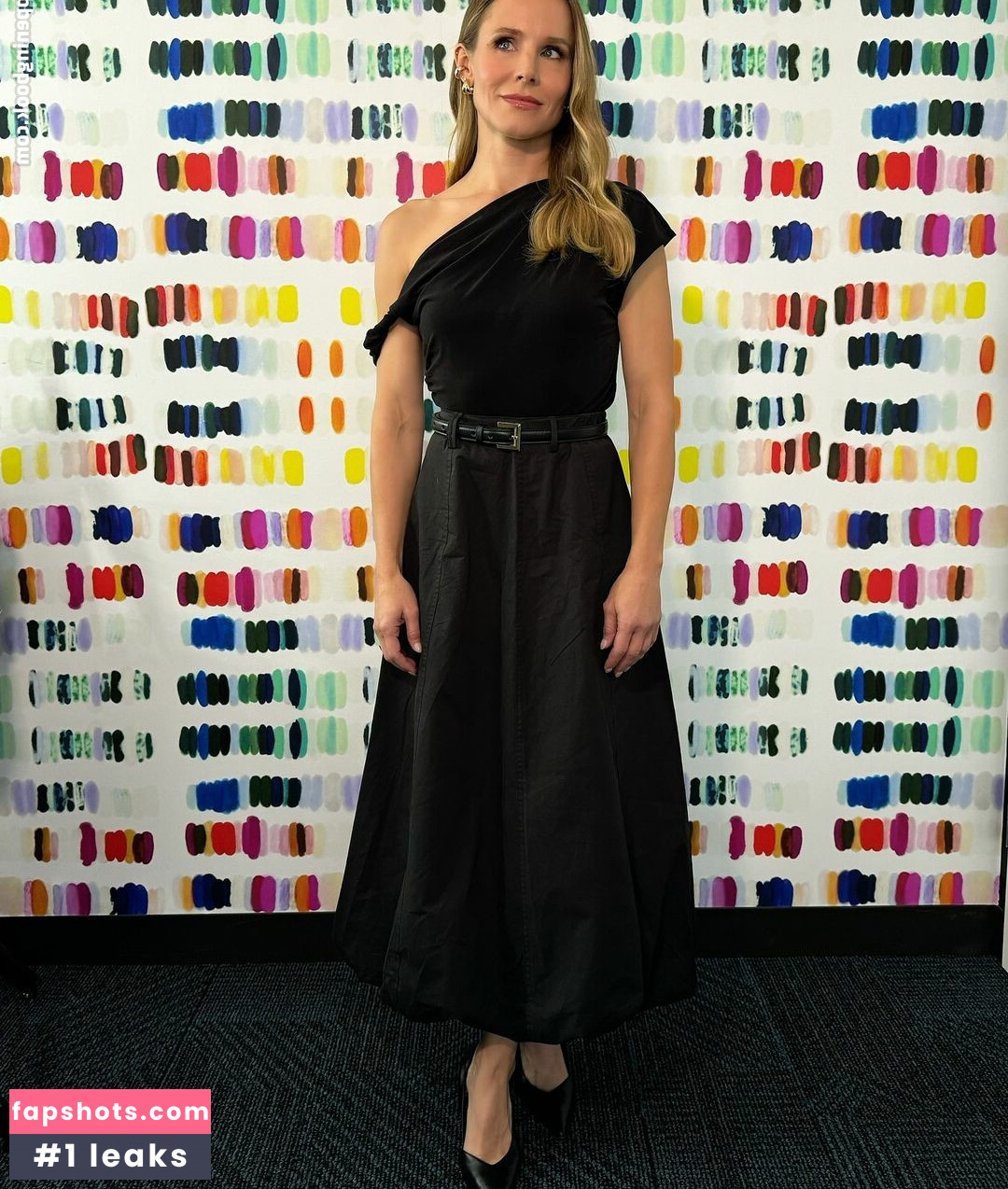 Kristen Bell gallery photo #43