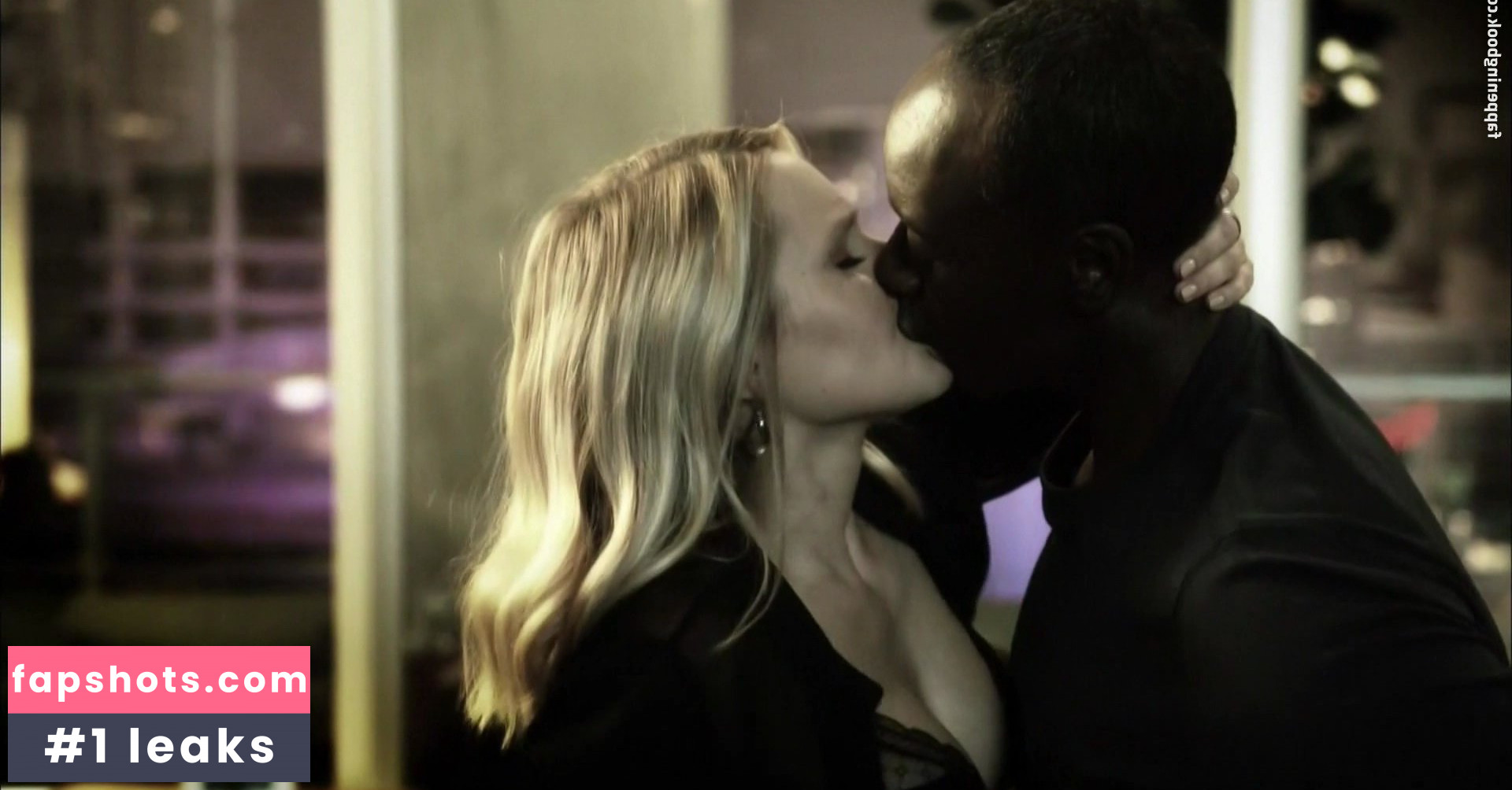 Kristen Bell gallery photo #472