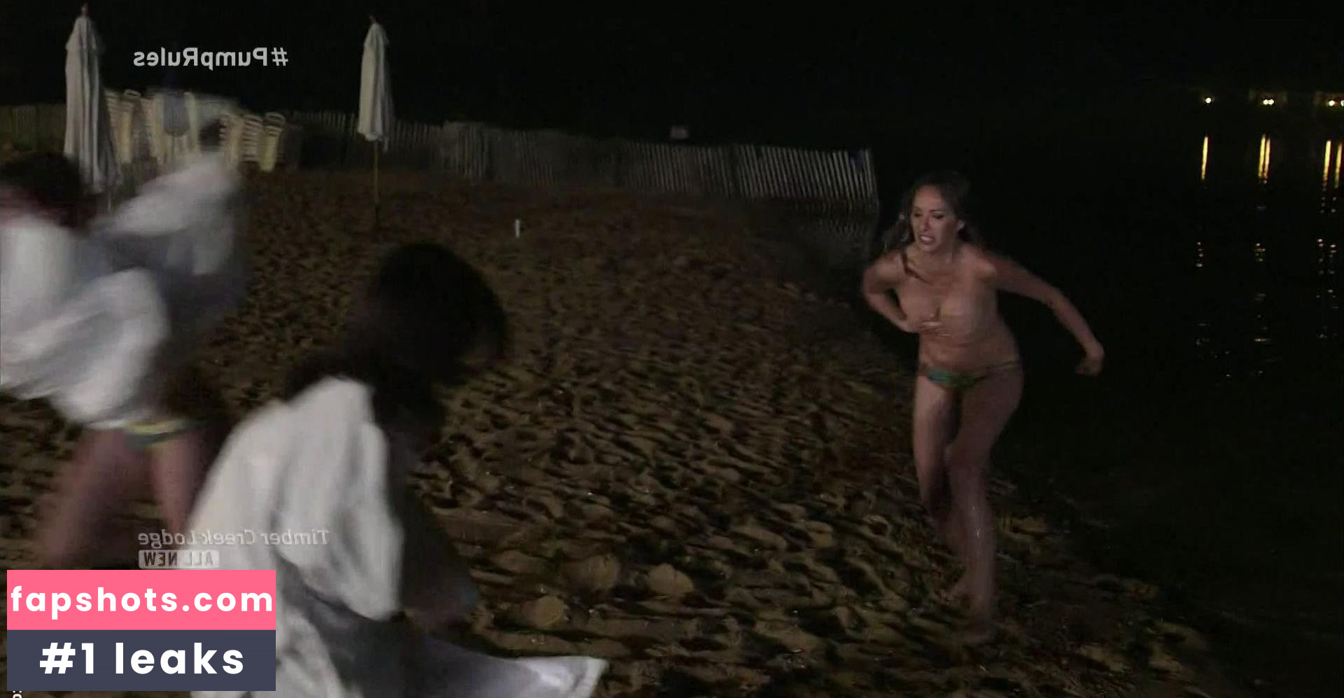 Kristen Doute gallery photo #7