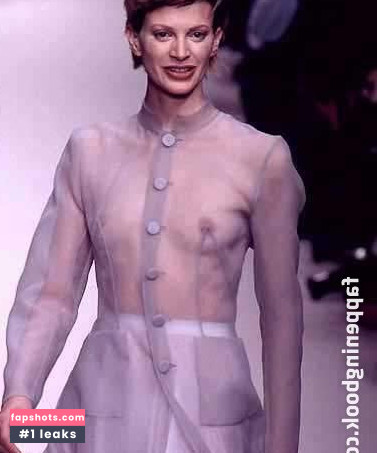 Kristen McMenamy gallery photo #4