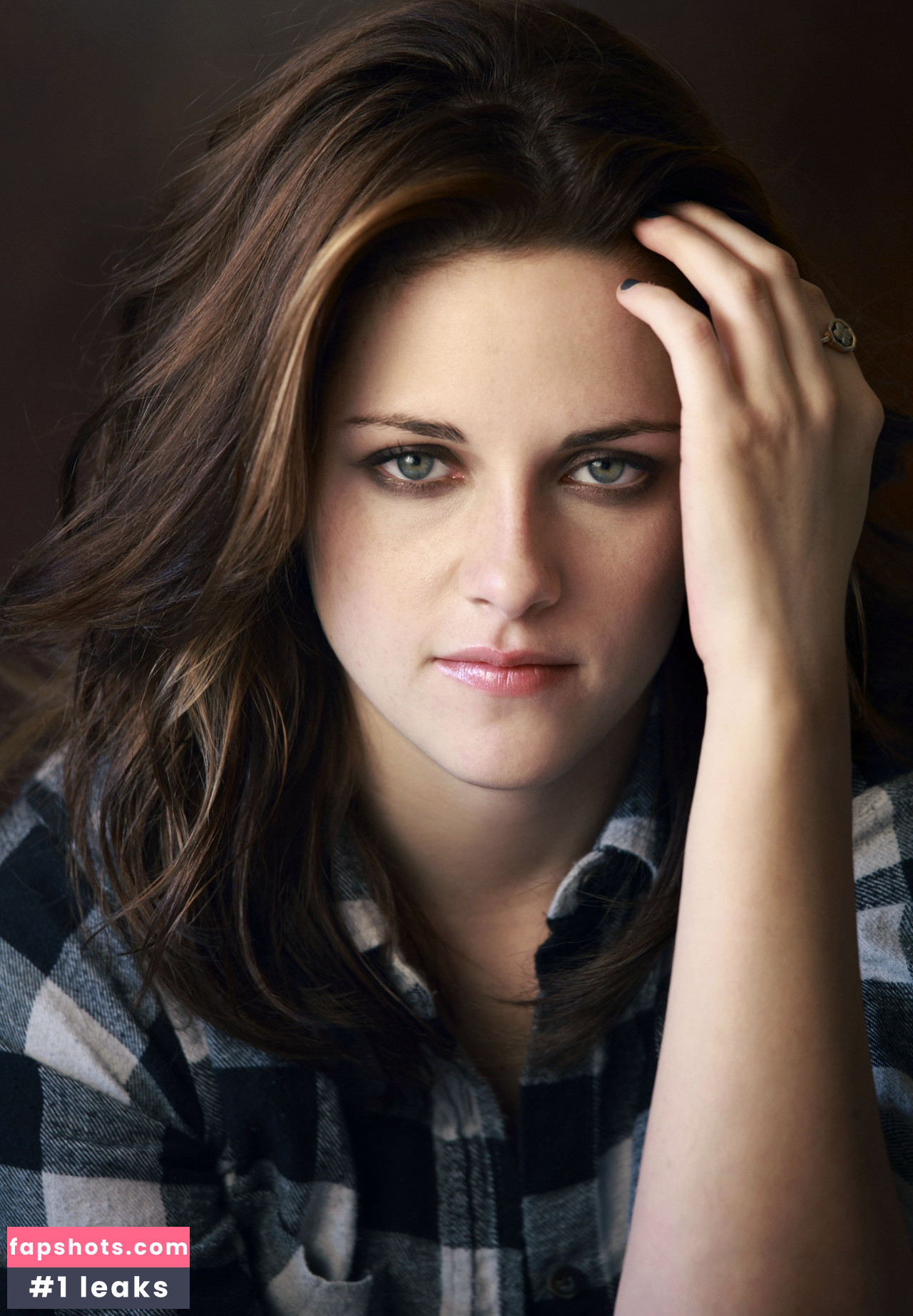 Kristen Stewart gallery photo #1074