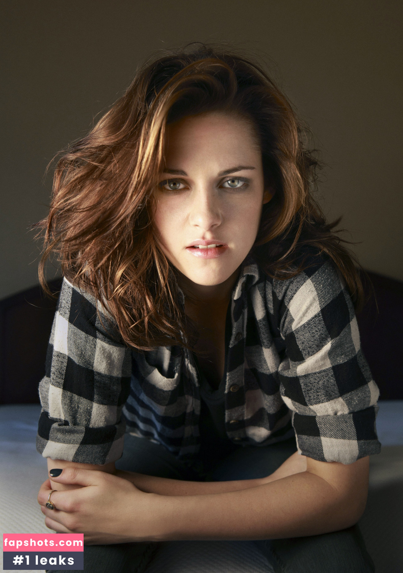 Kristen Stewart gallery photo #1076