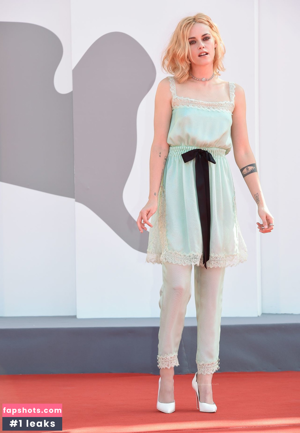 Kristen Stewart gallery photo #1457