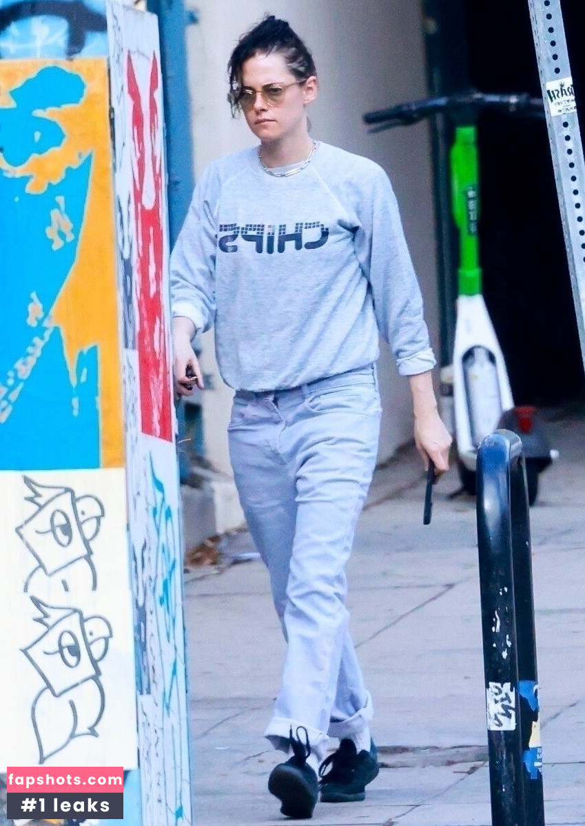 Kristen Stewart gallery photo #147