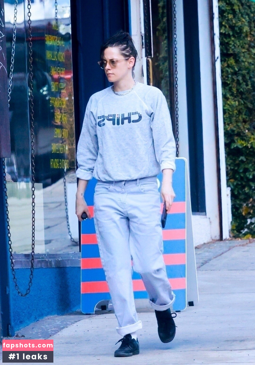 Kristen Stewart gallery photo #149