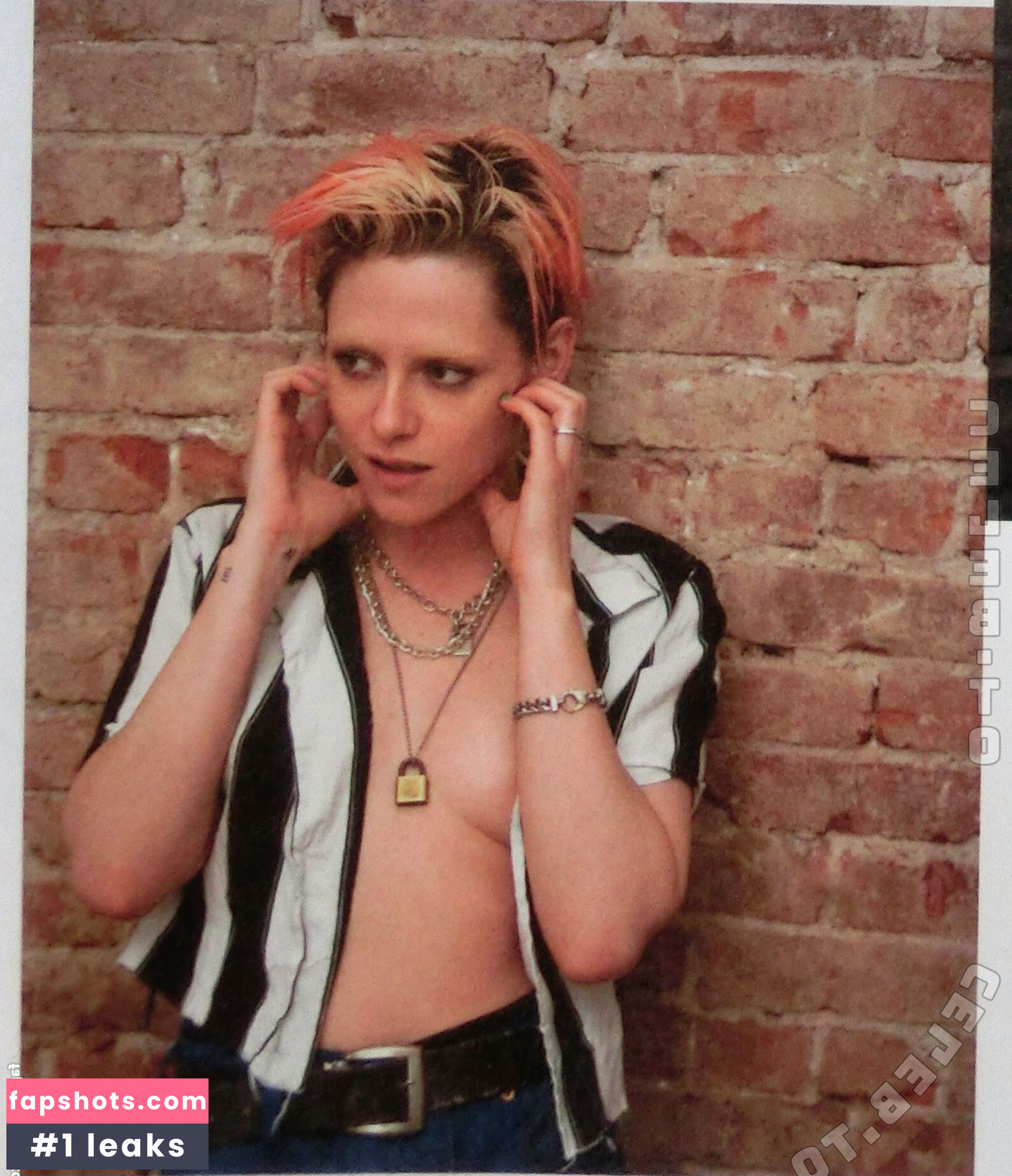 Kristen Stewart gallery photo #19