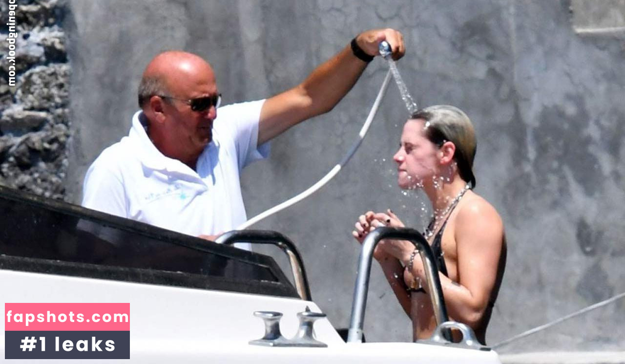 Kristen Stewart gallery photo #1856