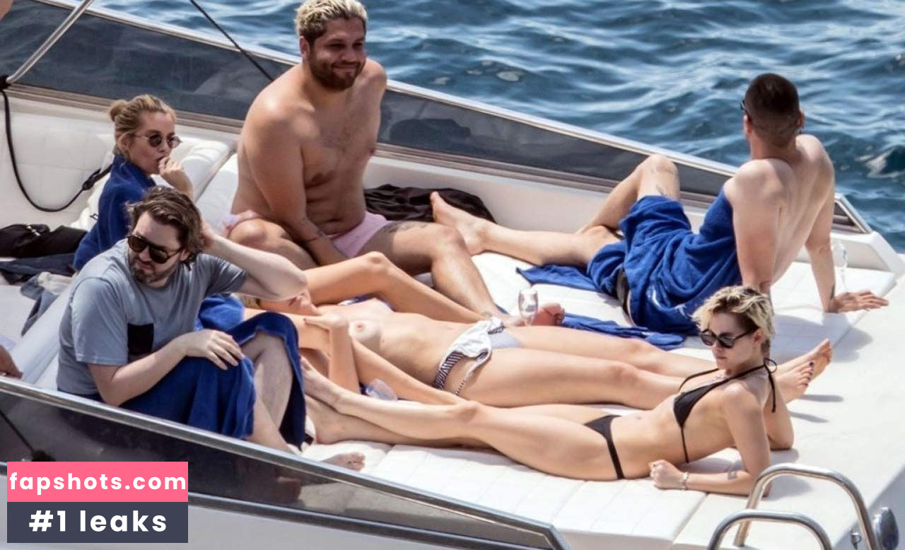 Kristen Stewart gallery photo #1869