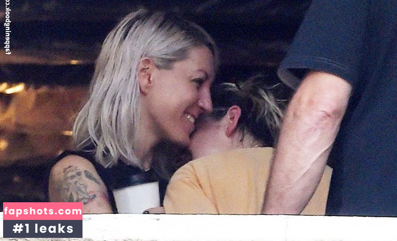 Kristen Stewart gallery photo #1949