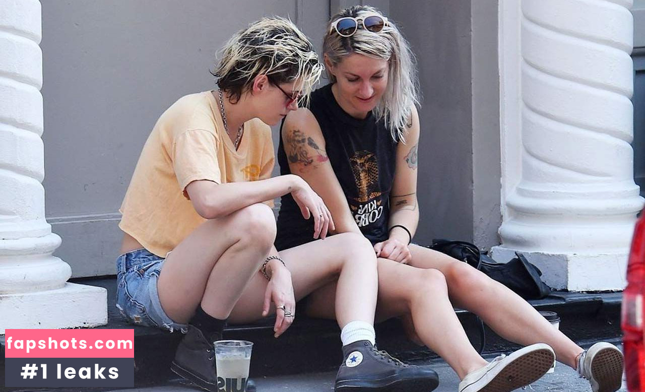 Kristen Stewart gallery photo #1953