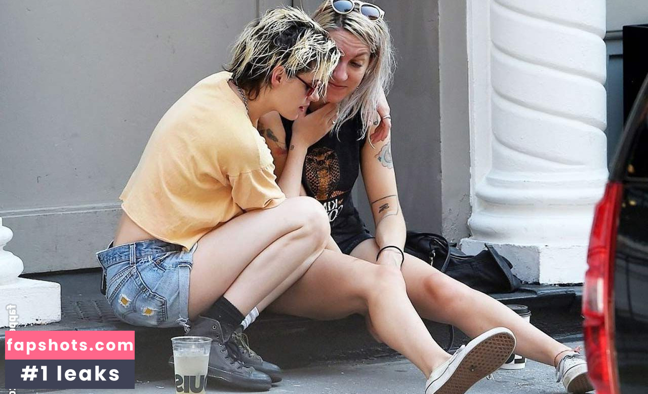 Kristen Stewart gallery photo #1956