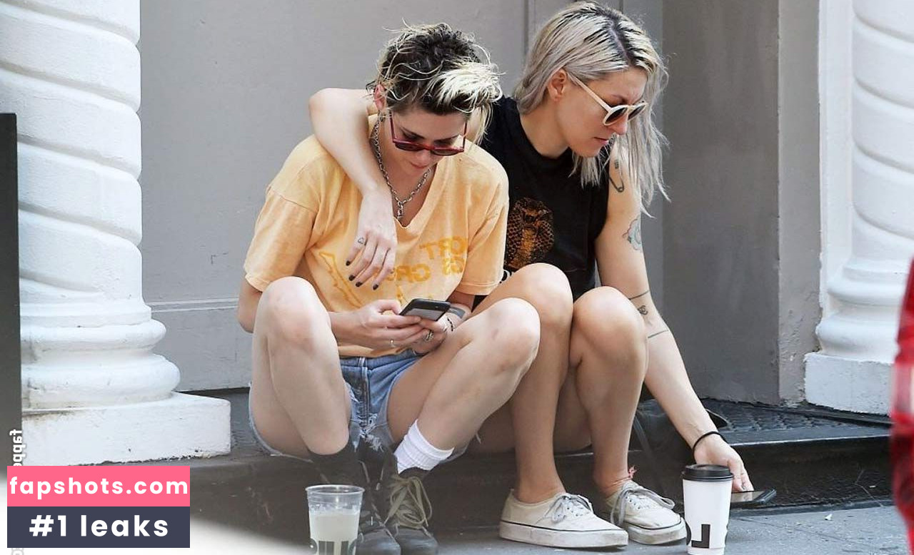 Kristen Stewart gallery photo #1960