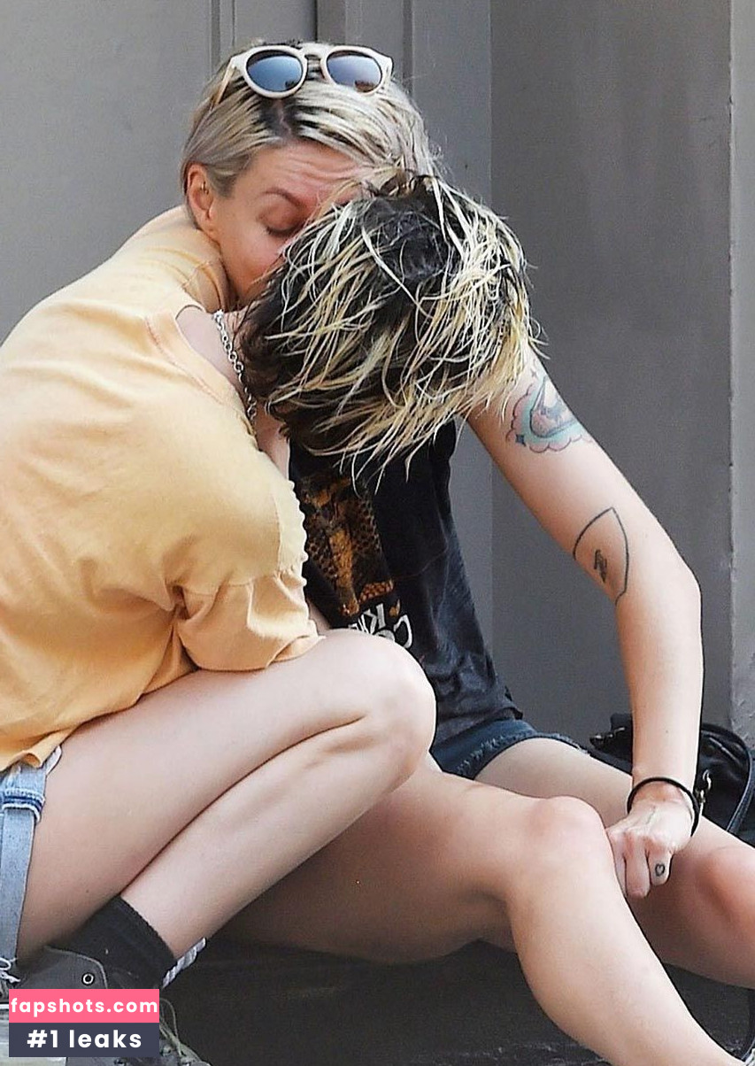 Kristen Stewart gallery photo #1964