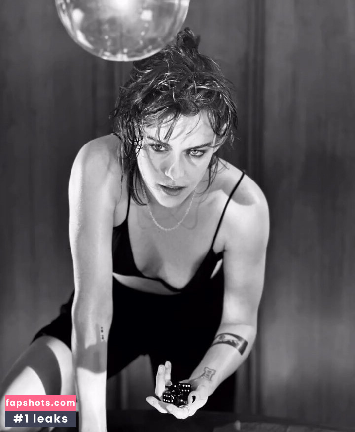 Kristen Stewart gallery photo #201