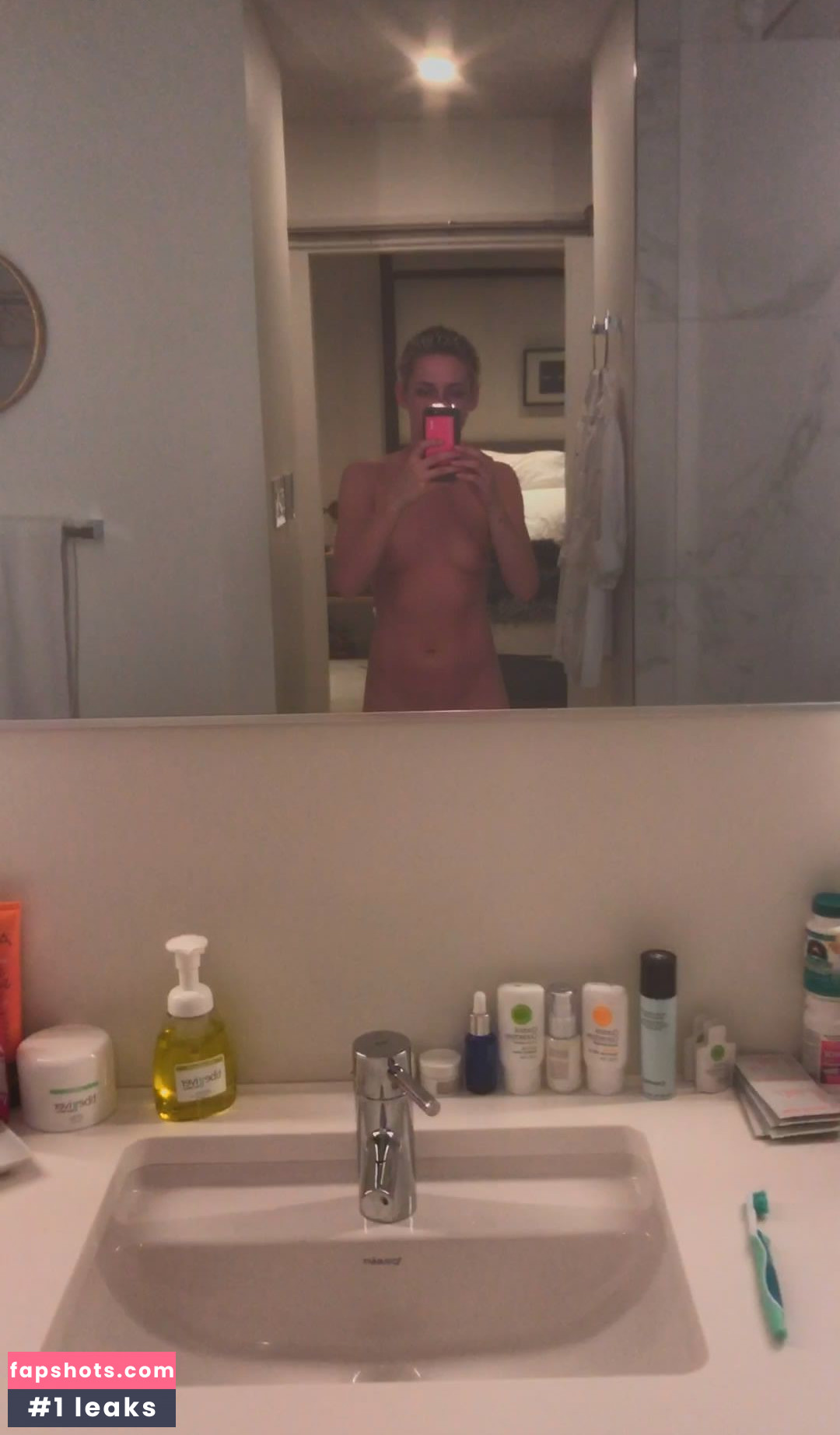 Kristen Stewart gallery photo #2155