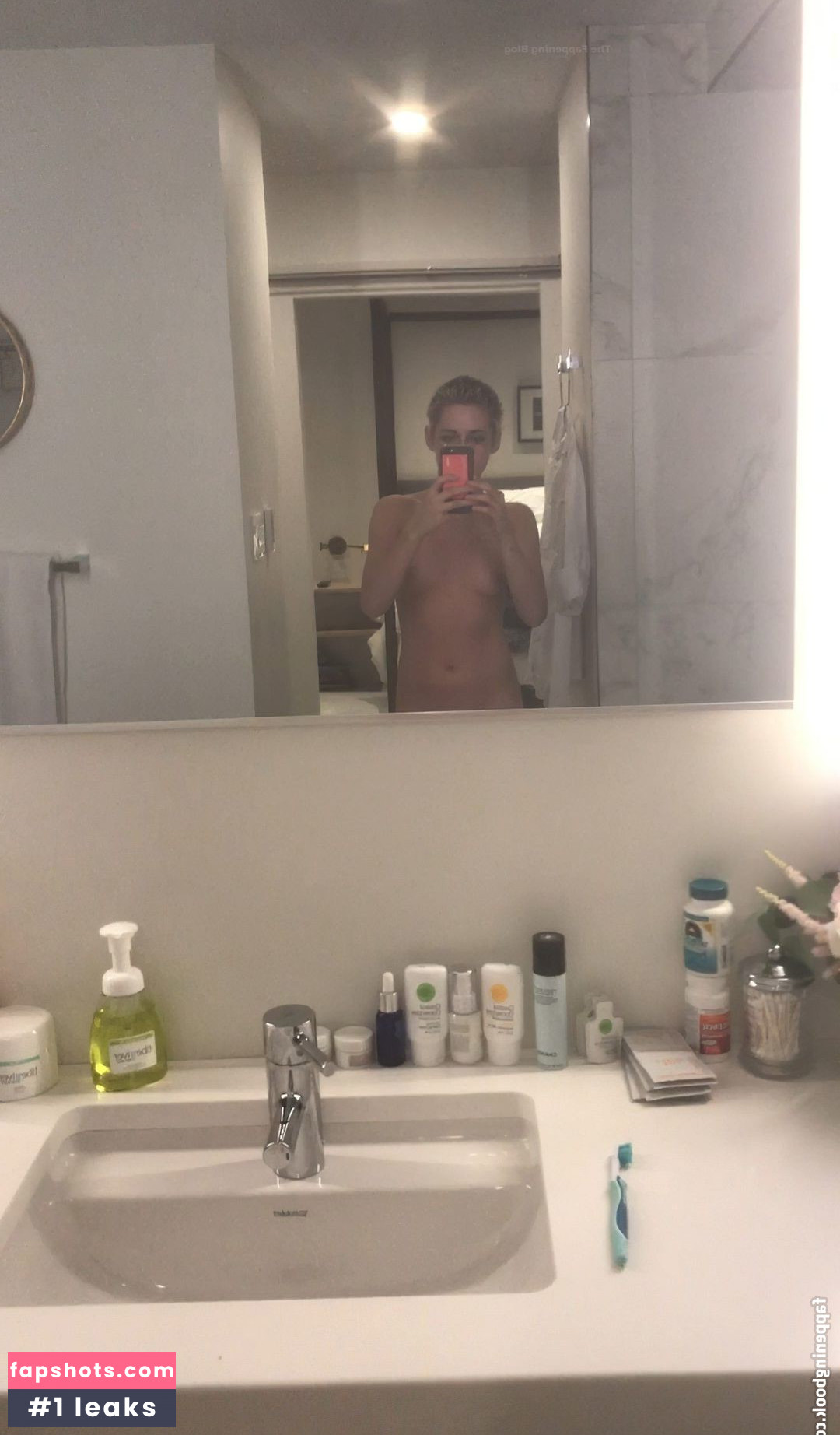 Kristen Stewart gallery photo #2185