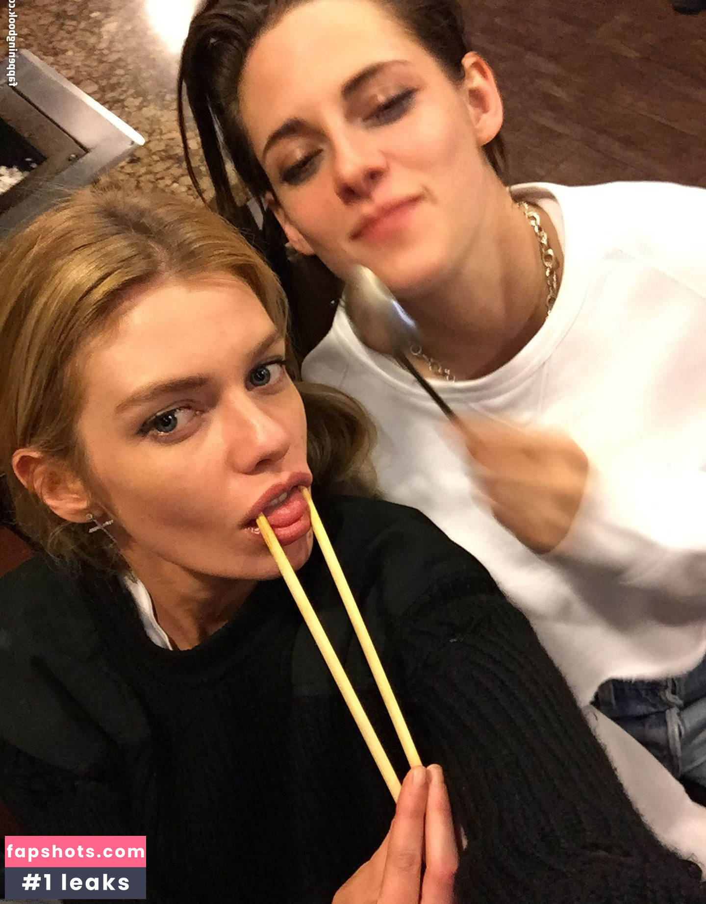 Kristen Stewart gallery photo #2360