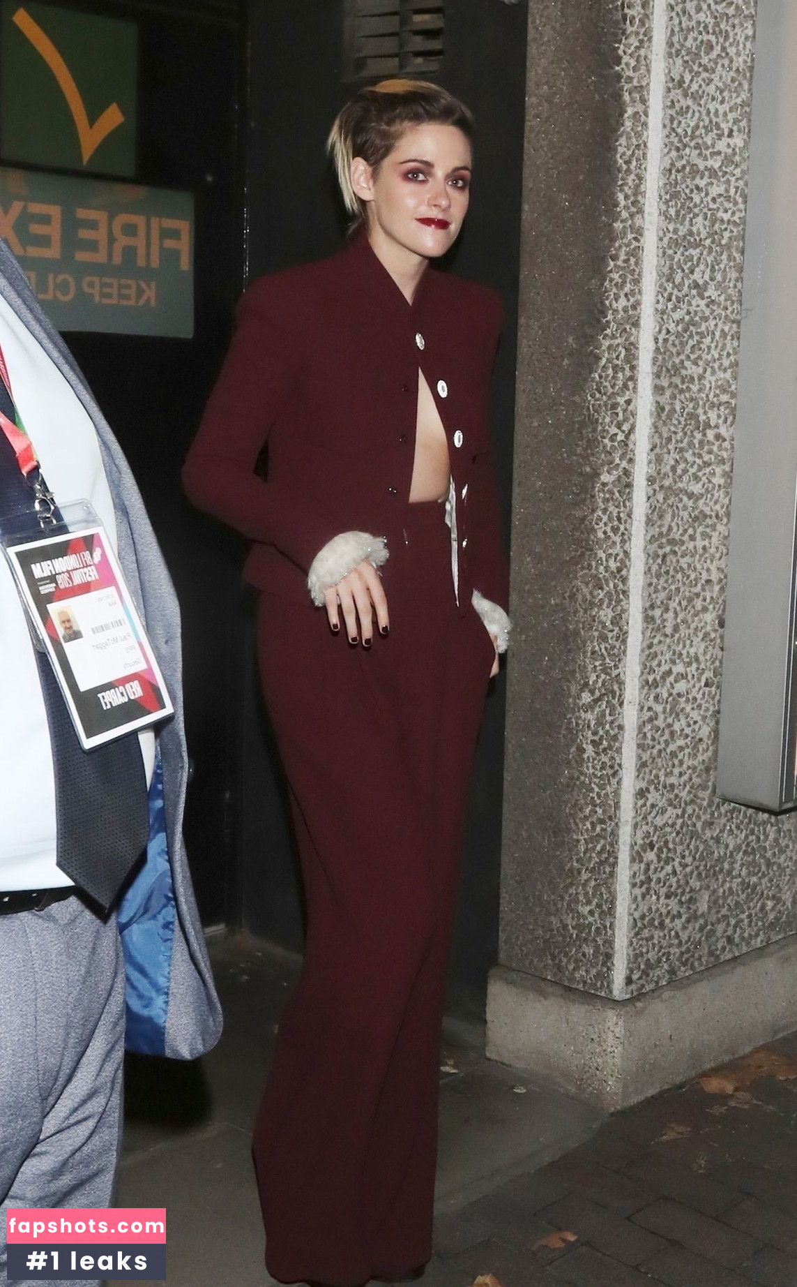 Kristen Stewart gallery photo #2657