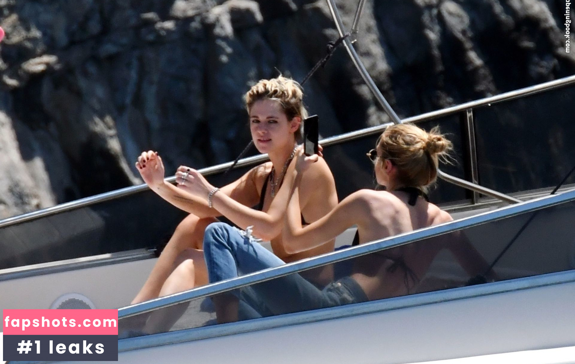 Kristen Stewart gallery photo #2746