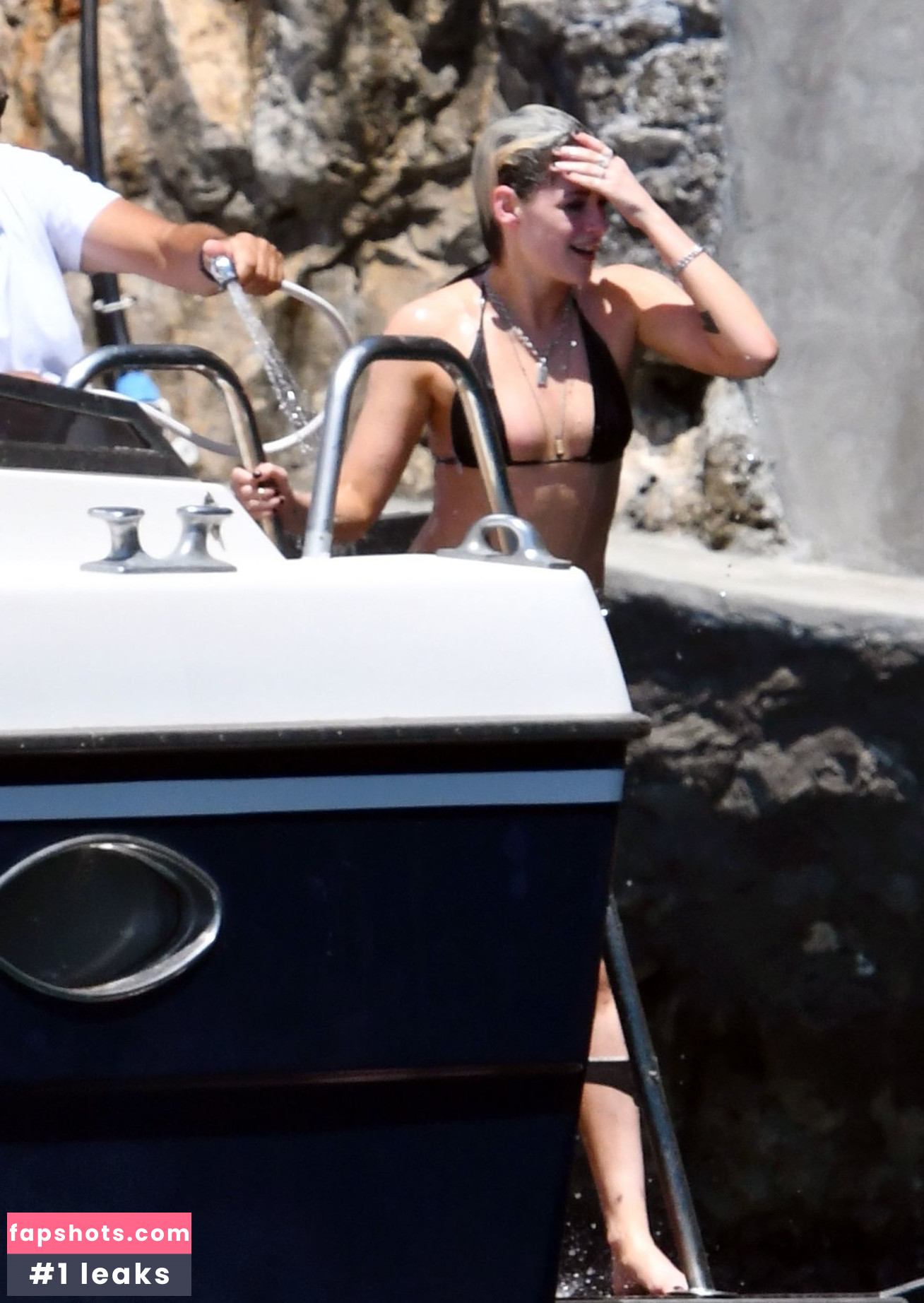 Kristen Stewart gallery photo #2755