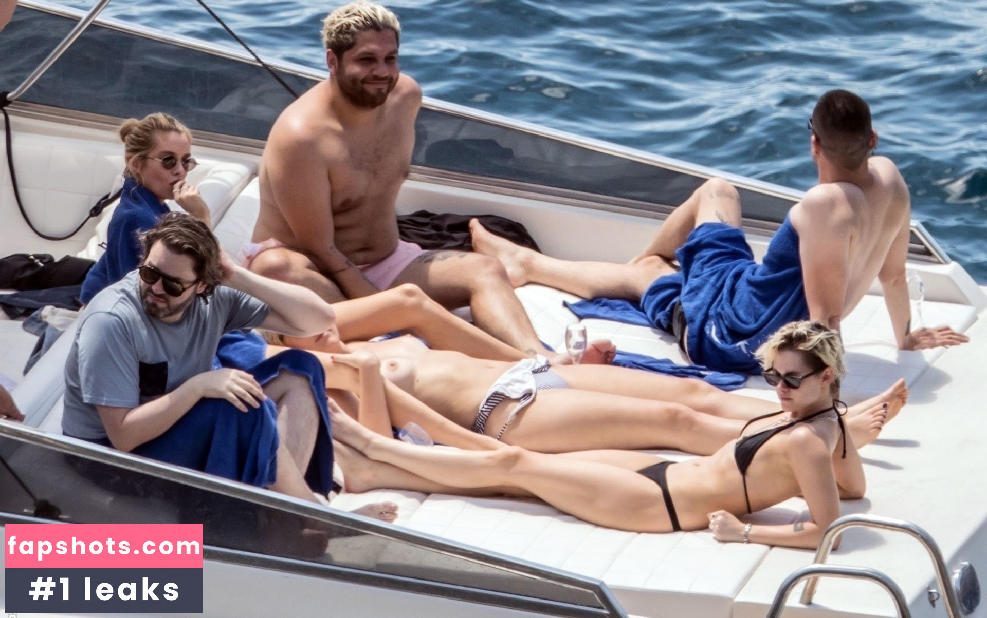 Kristen Stewart gallery photo #2780