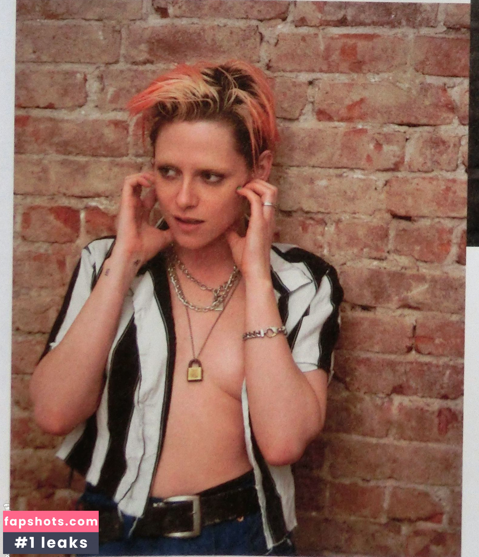 Kristen Stewart gallery photo #2812