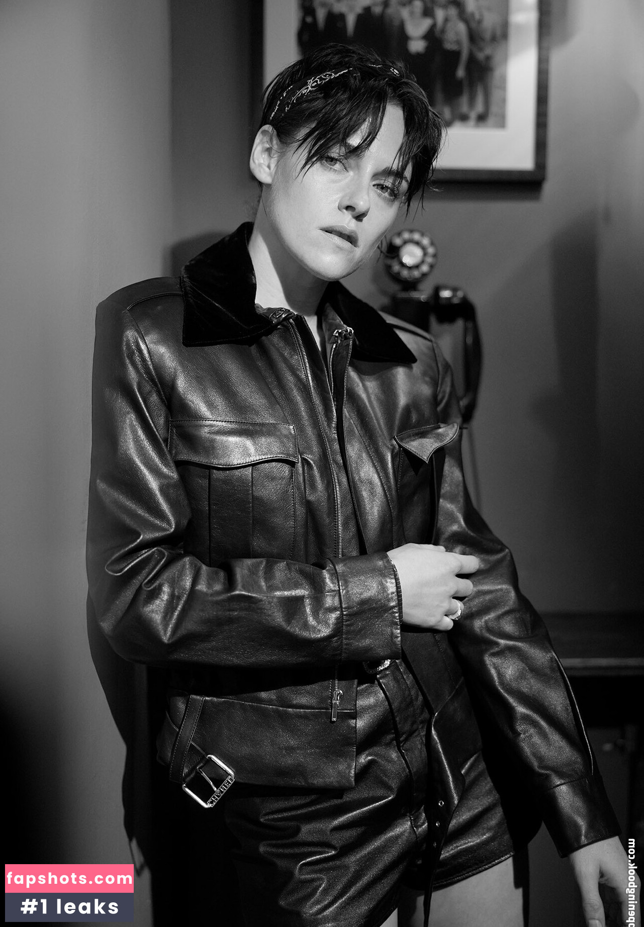 Kristen Stewart Nude Leaks OnlyFans Photos #444 - LeakJerk