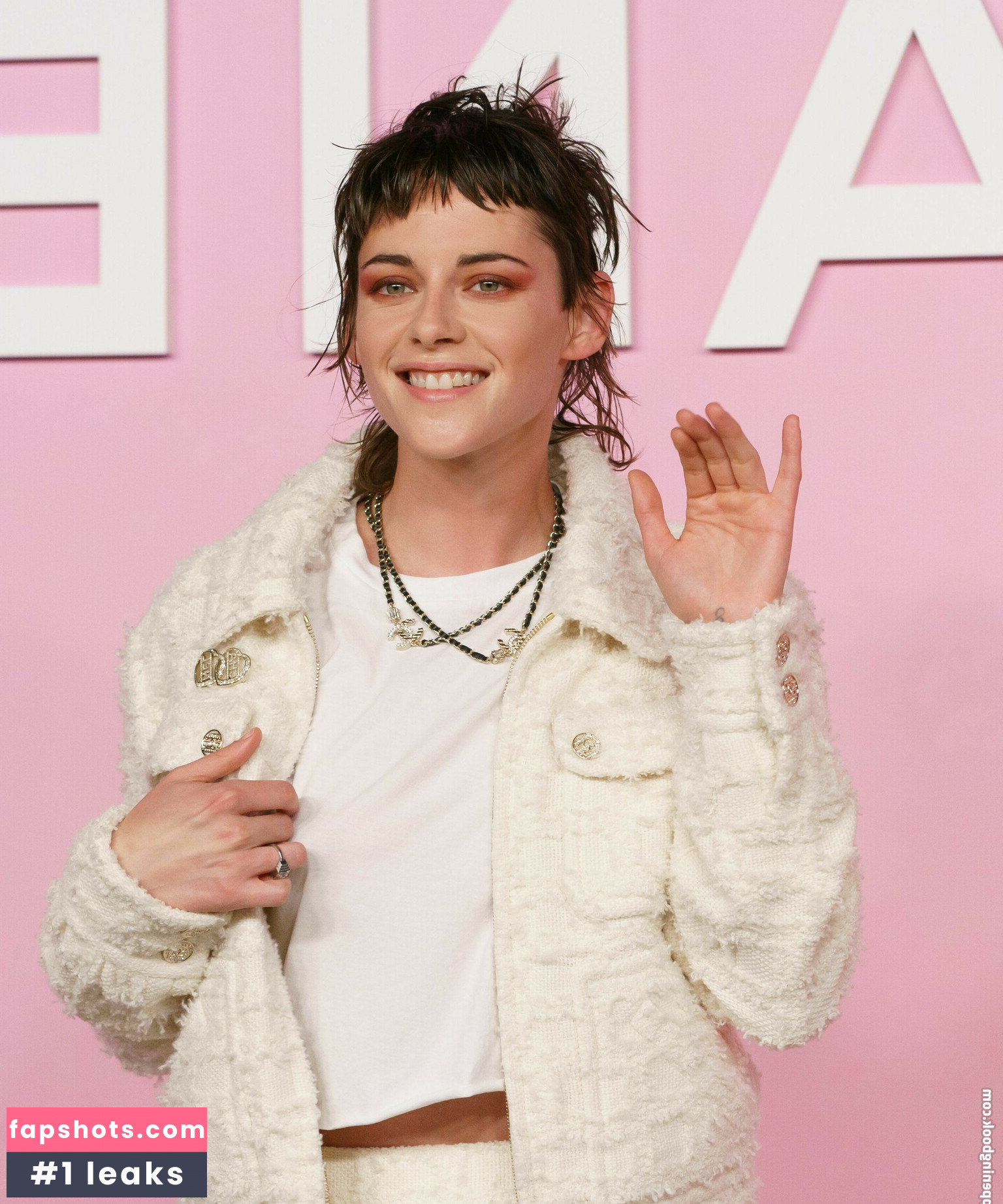 Kristen Stewart Nude Leaks OnlyFans Photos #536 - LeakJerk