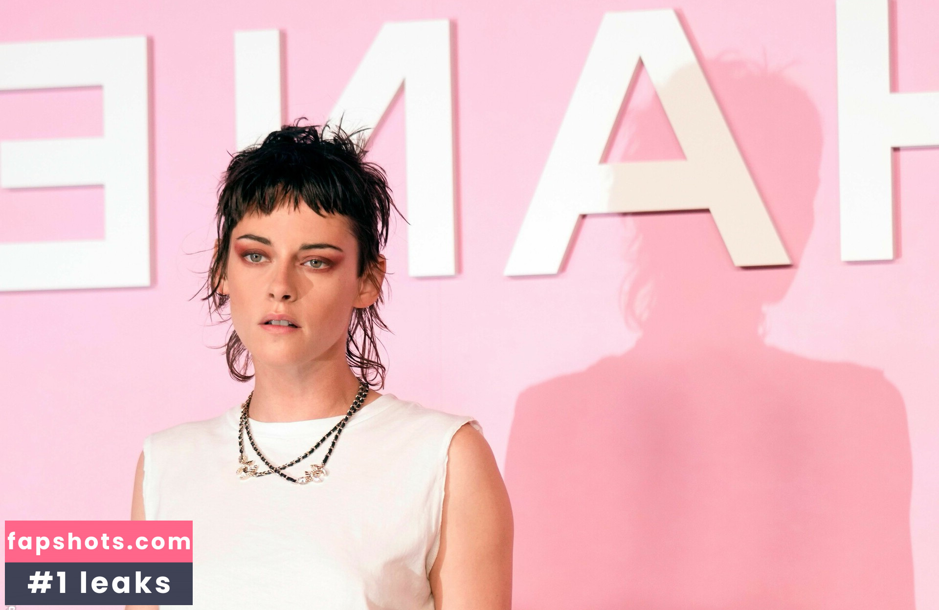 Kristen Stewart Nude Leaks OnlyFans Photos #538 - LeakJerk